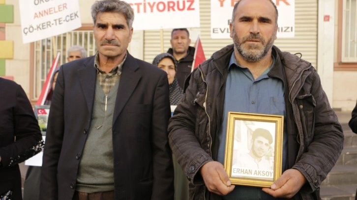 PKK’lılar tarafından 6 gün önce kaçırılan oğlu için babası nöbete başladı