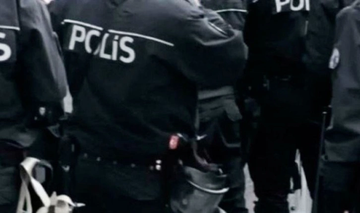 Polis kurşunuyla hayatını kaybetti, Valilik 'personelin ayağı takıldı' dedi