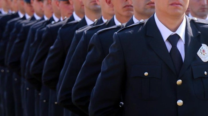 Polis olmak isteyenler dikkat! 13 bin öğrenci alınacak, başvurular e-devlet'ten