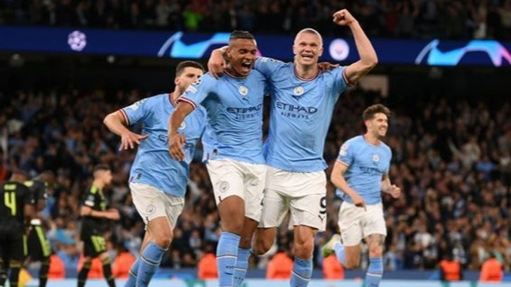 Premier Lig'de Manchester City şampiyon oldu