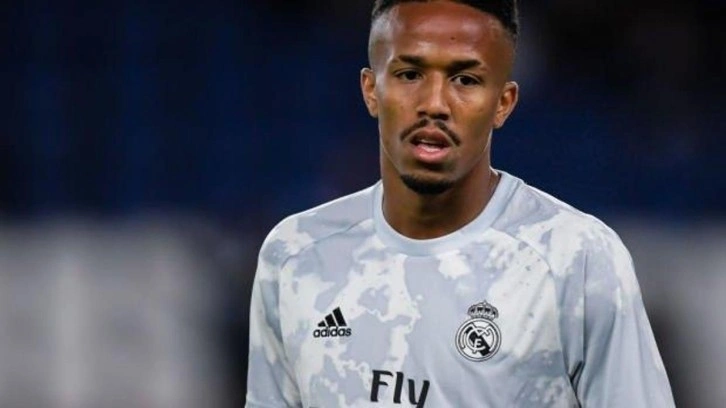 Real Madrid'de çapraz bağı kopan Militao'nun ameliyat edileceği açıklandı