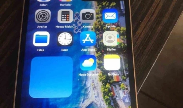 Resmen vicdansızlık! Engelli vatandaşa sahte telefon satmış