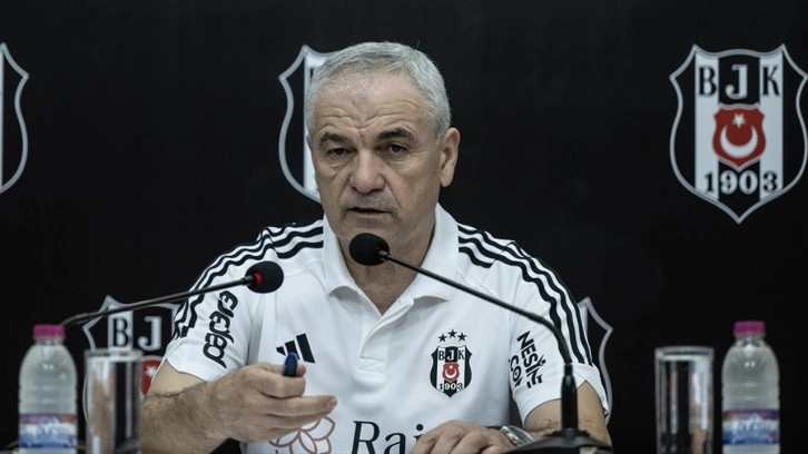 Rıza Çalımbay, Beşiktaş'taki görevine başladı: "Bu benim için büyük bir dezavantaj"