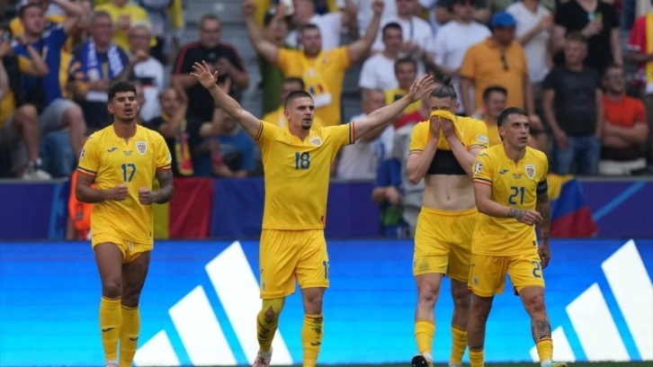 Romanya Ukrayna'yı 3 golle devirdi