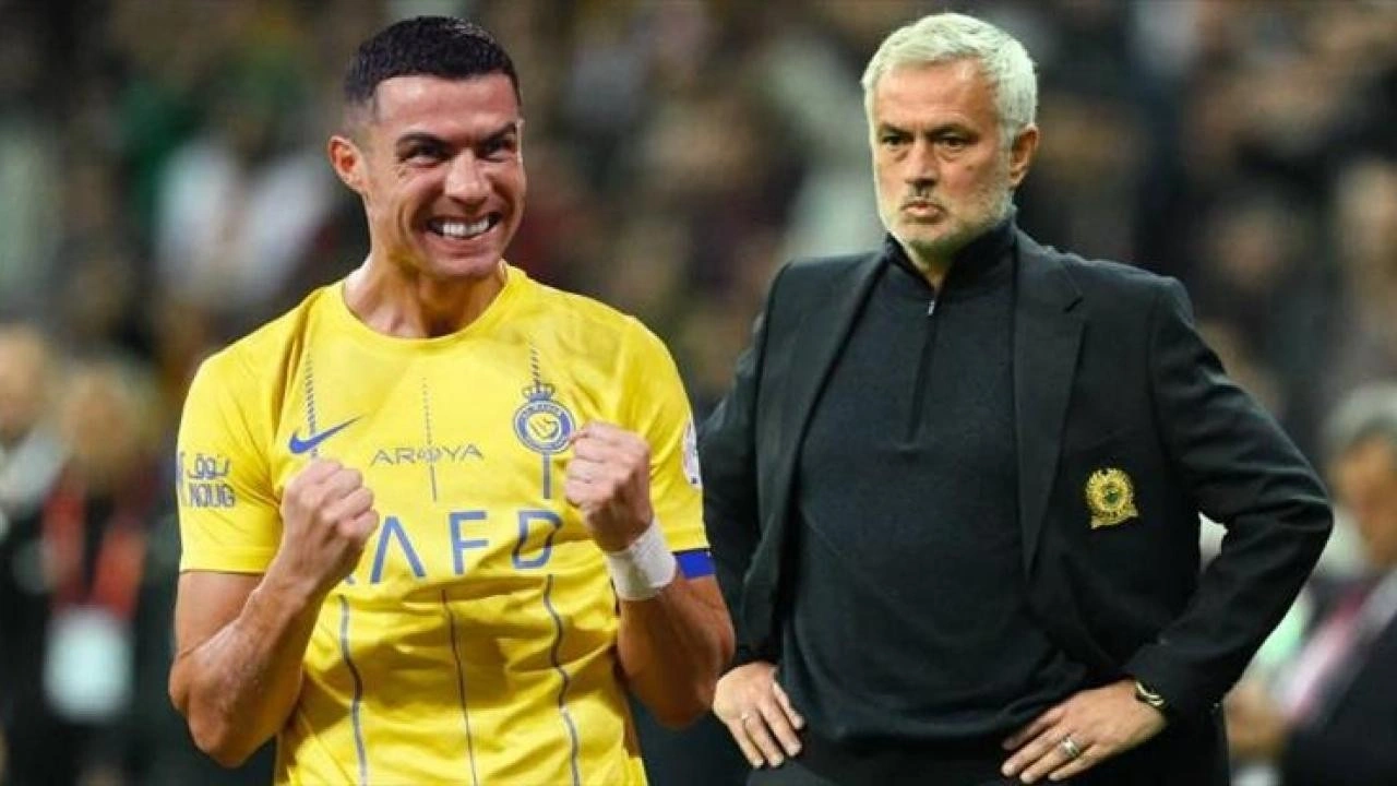 Ronaldo'dan sosyal medyada olay beğeni! Mourinho...