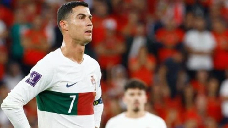 Ronaldo'nun imza sonrası sözleri dalga konusu oldu! Ortaya çıkan video başını çok ağrıtacak