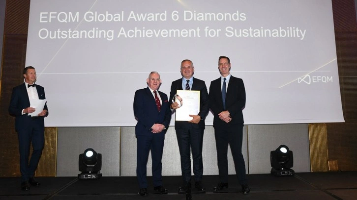 Sabancı Holding Küresel EFQM Ödülü'nün sahibi oldu