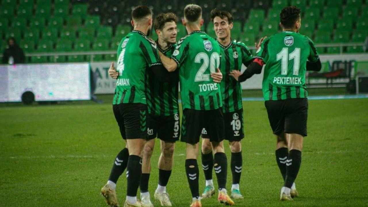 Sakaryaspor 3 puanı 3 dakikada kaptı