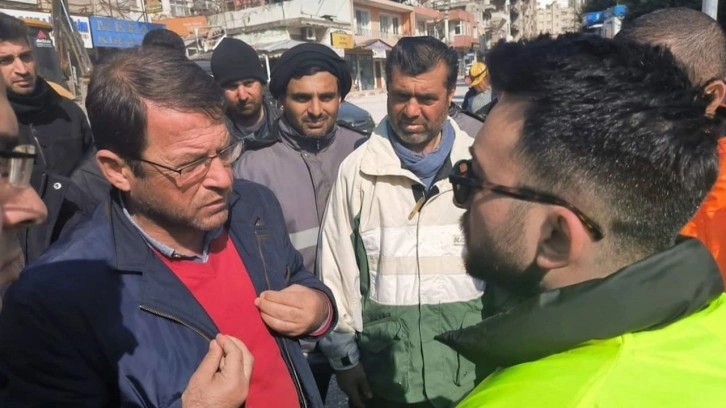 Samandağ Belediye Başkanı'ndan şok iddialar! Bugüne kadar devletten bana tek çadır gelmedi