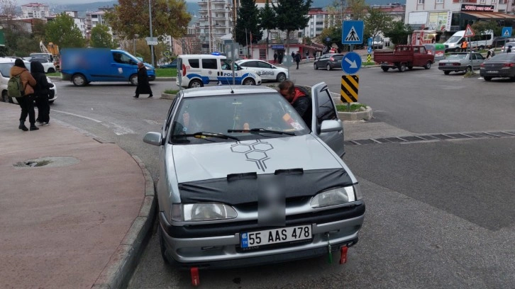 Samsun’da otomobilin çarptığı çocuk hastanelik oldu