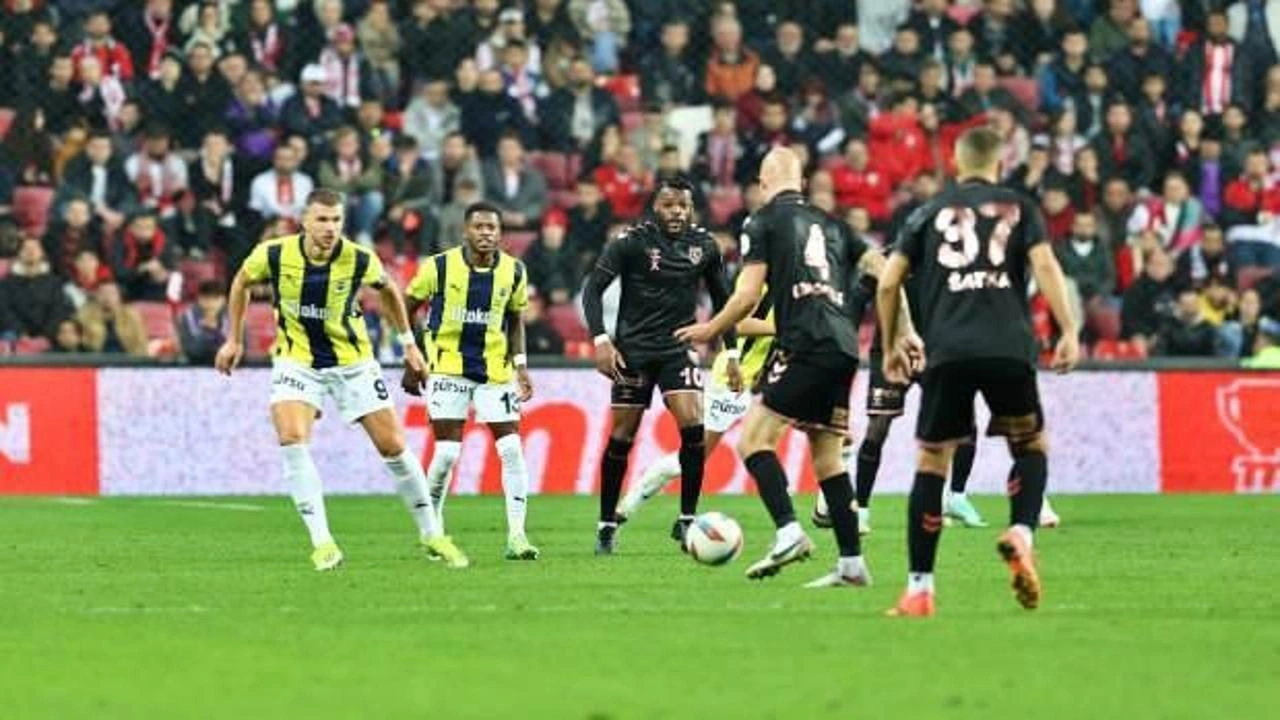 Samsunspor pes etmedi! Fenerbahçe 88'de yıkıldı