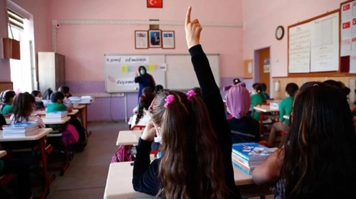 Şanlıurfa ve Bolu'da okullar 1'er gün tatil edildi