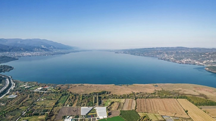 Sapanca Gölü'nde su seviyesi maksimuma yaklaştı