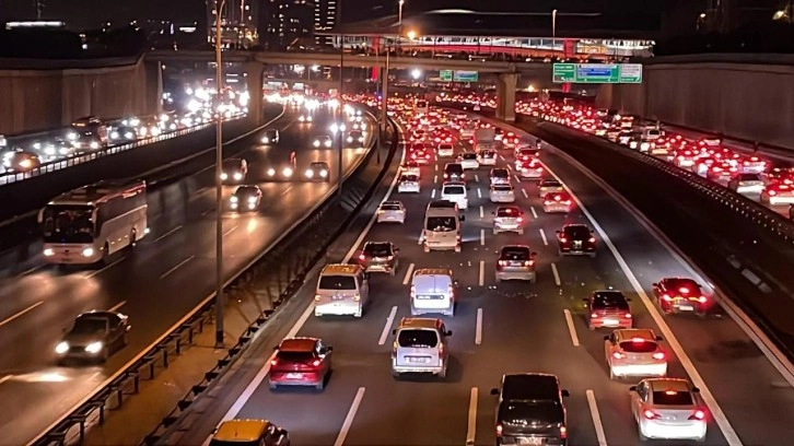 Seçim akşamı İstanbul evde: Trafik yoğunluğu yüzde 2'ye düştü