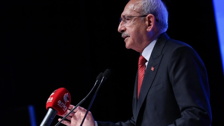 Seçim hezimeti sonrası CHP'de büyük kavga! O 'şerefsiz' dedi diğeri 'müptezel�