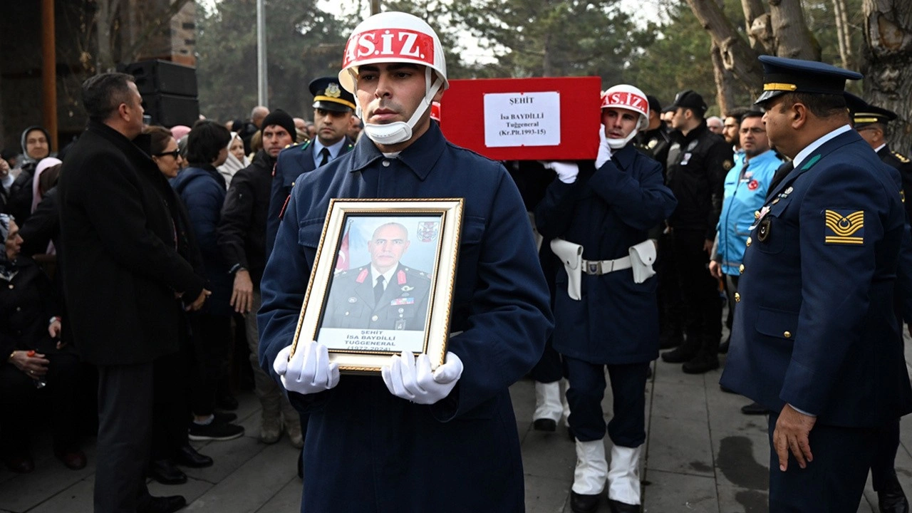 Şehit Tuğgeneral İsa Baydilli, Kayseri'de son yolculuğuna uğurlandı