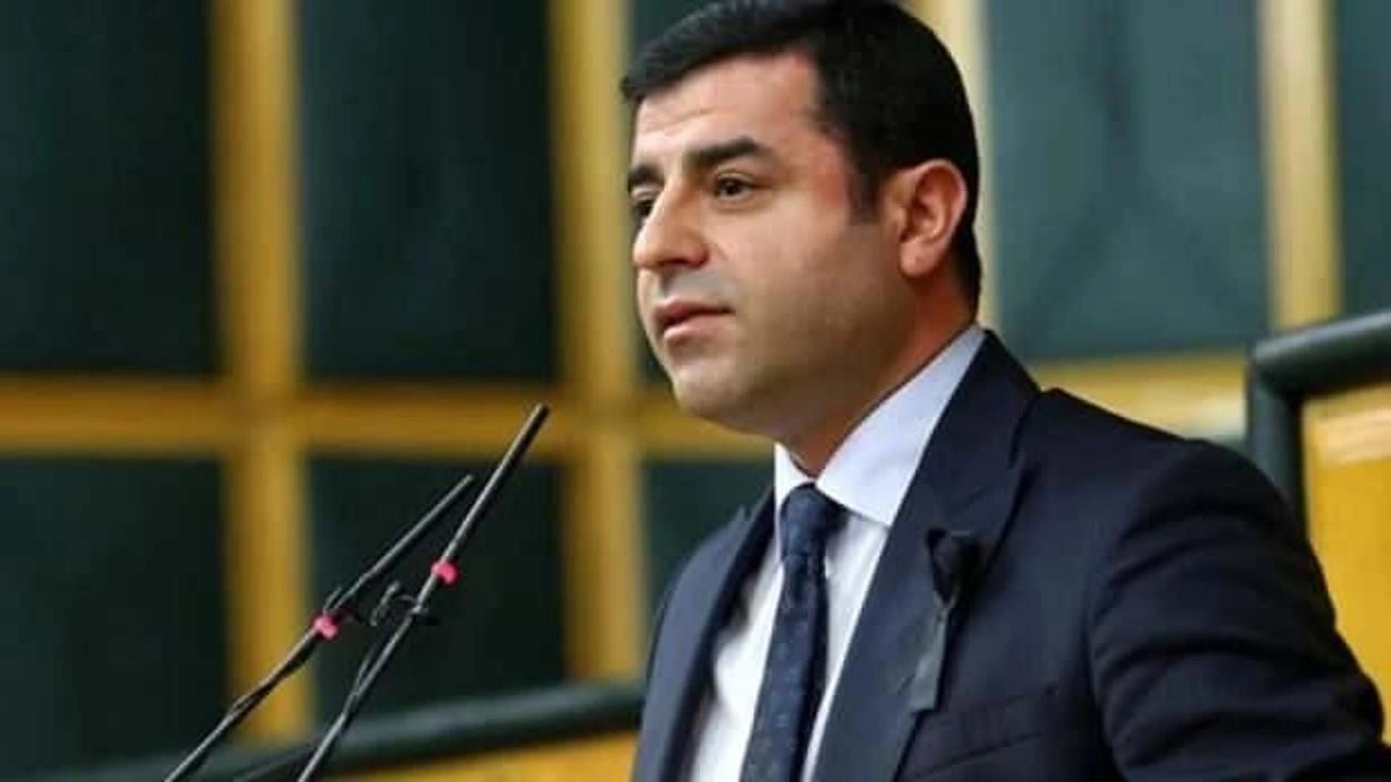 Selahattin Demirtaş'tan sınır ötesindeki Kürtlere çağrı: Bundan sonra hiçbir Kürt....