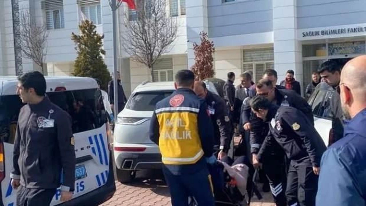 Selçuk Üniversitesi'nde silahlı saldırı! Dekan yardımcısını vurup kendisini yaraladı