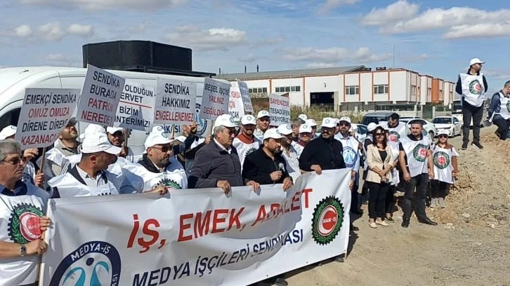 Sendikaya üye oldukları için işten çıkarılan işçiler eylem yaptı