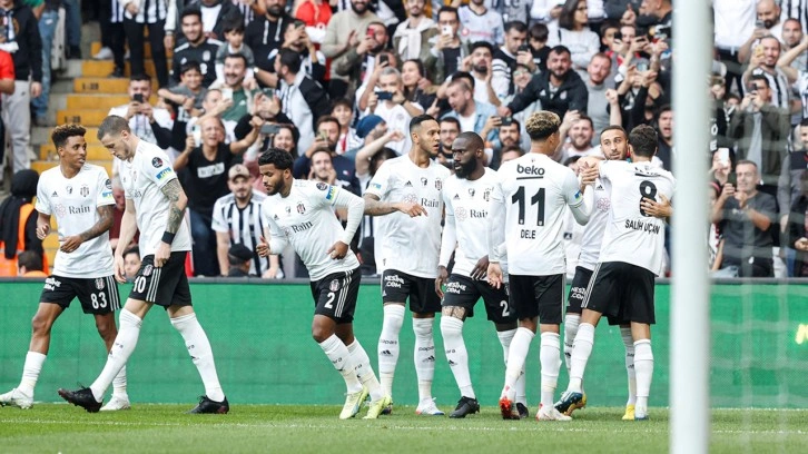 Şenol Güneş kazanarak başladı! Beşiktaş, Ümraniyespor'a gol olup yağdı!