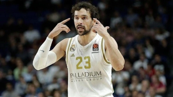 Sergio Llull basketbolseverlerden özür diledi