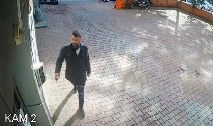 'Şifreli kapıdan' girip, bisikletini 3'üncü kez çaldılar