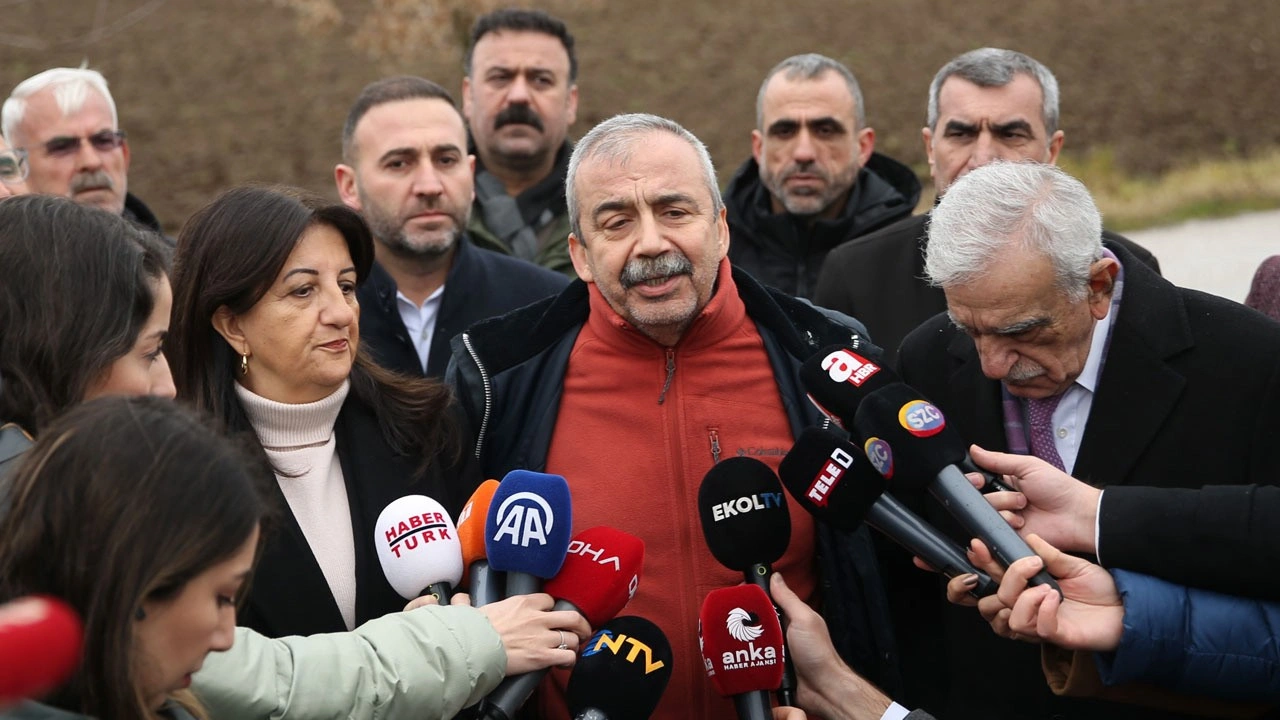 Silah bırakma çağrısı yapmayan Öcalan ne istedi? DEM Partili kaynaklar açıkladı