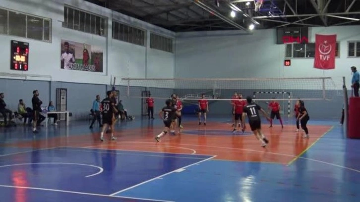 SİLOPİ'DE DÜZENLENEN VOLEYBOL TURNUVASI SONA ERDİ