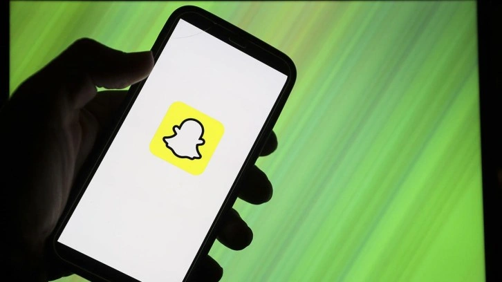 Snapchat'te sizi sürekli rahatsız eden yapay zeka botu nasıl kaldırılır? İşte çözüm yolu!