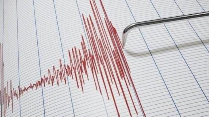 Son dakika! Ege'de 5 büyüklüğünde deprem