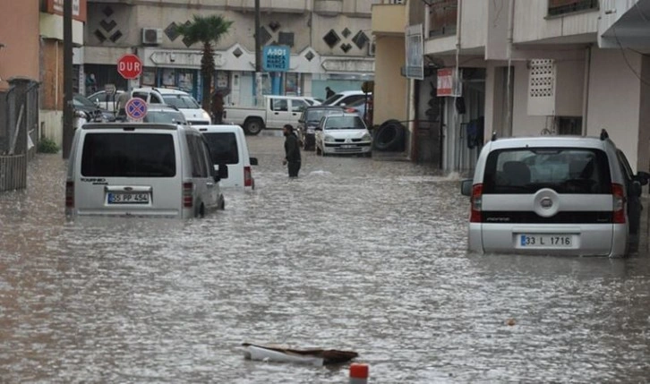 Son dakika... Mersin'de sel faciası! 1 kişi yaşamını yitirdi