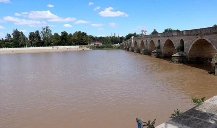 Son yağışlarla Meriç Nehri'nin debisi 2 kattan fazla arttı