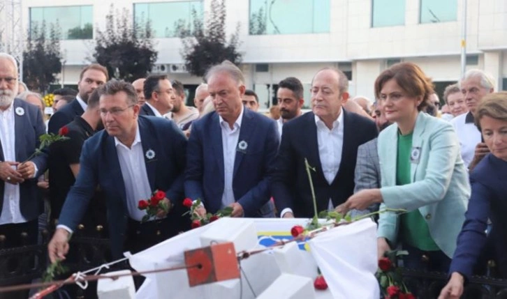 Srebrenitsa Katliamı'nın şehitleri, Kartal'da anıldı: 'Anlamak için Boşnak olmaya ger