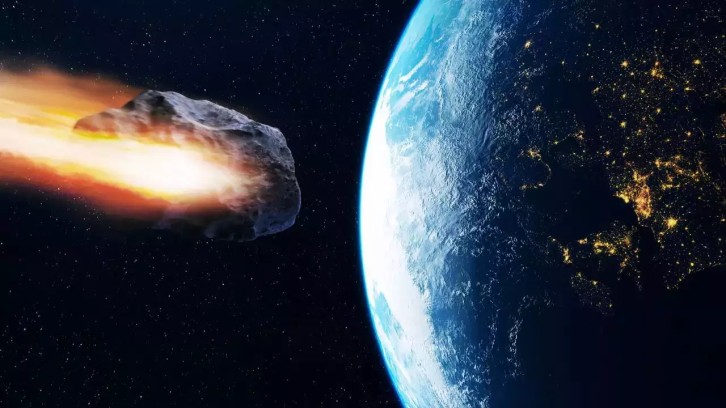 Stadyum boyutunda asteroid geliyor: Dünyaya çarpacak mı?