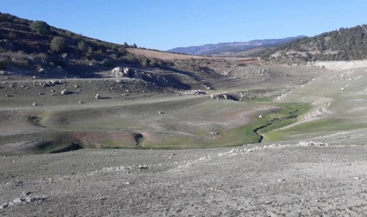 Su seviyesi yüzde 10'un altına düştü: Çaygören Barajı sulamaya kapatıldı