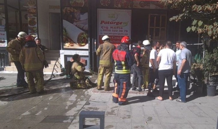 Sultangazi'de çiğ köfte imalathanesinde yangın paniği!