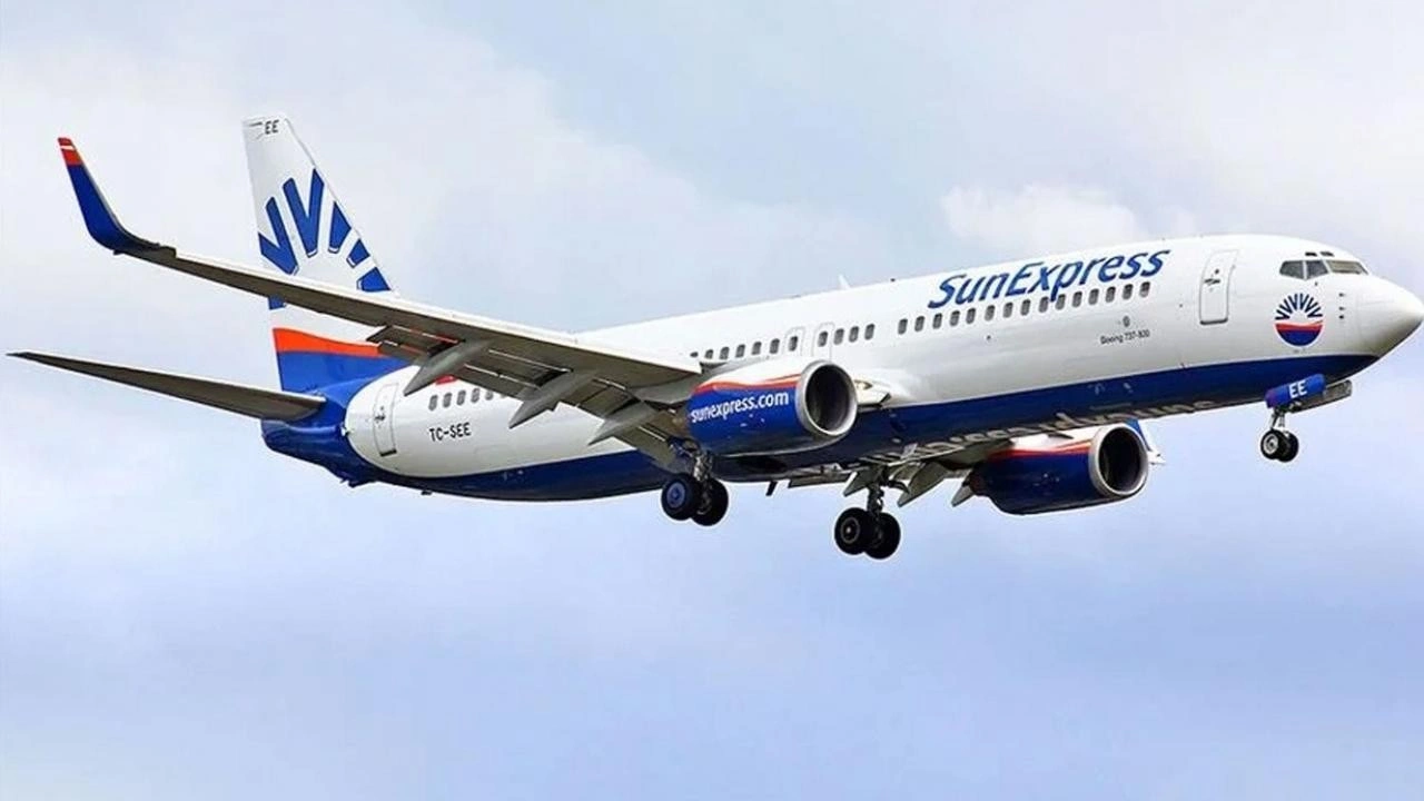 SunExpress 400 kabin memuru alacağını duyurdu