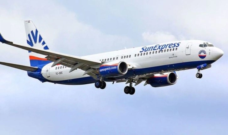 SunExpress, yardımlar için Türkiye ile Almanya arasında 'hava köprüsü' oluşturdu