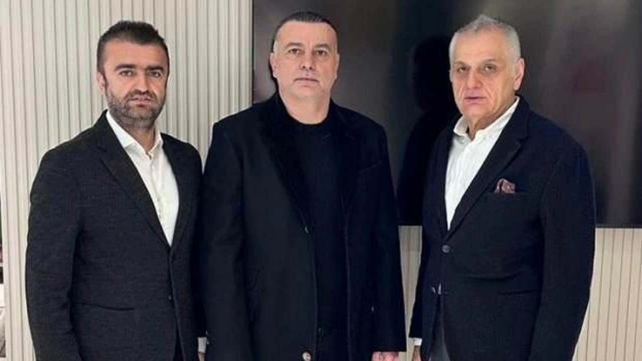 Süper Lig ekibinin yeni teknik direktörü belli oldu!