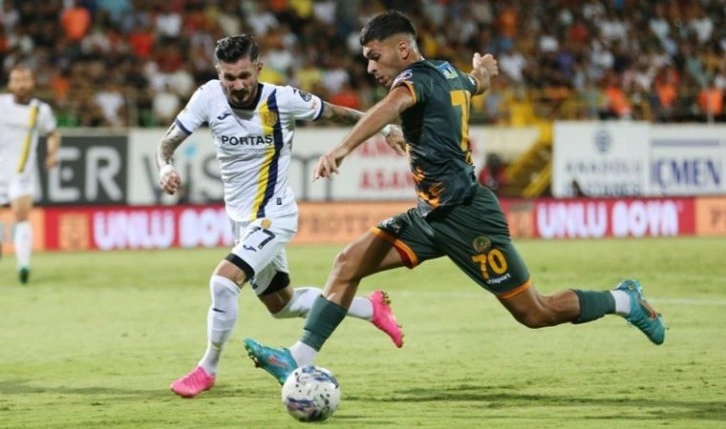 Süper Lig'de Alanyaspor, Ankaragücü'nü 2 golle geçti!