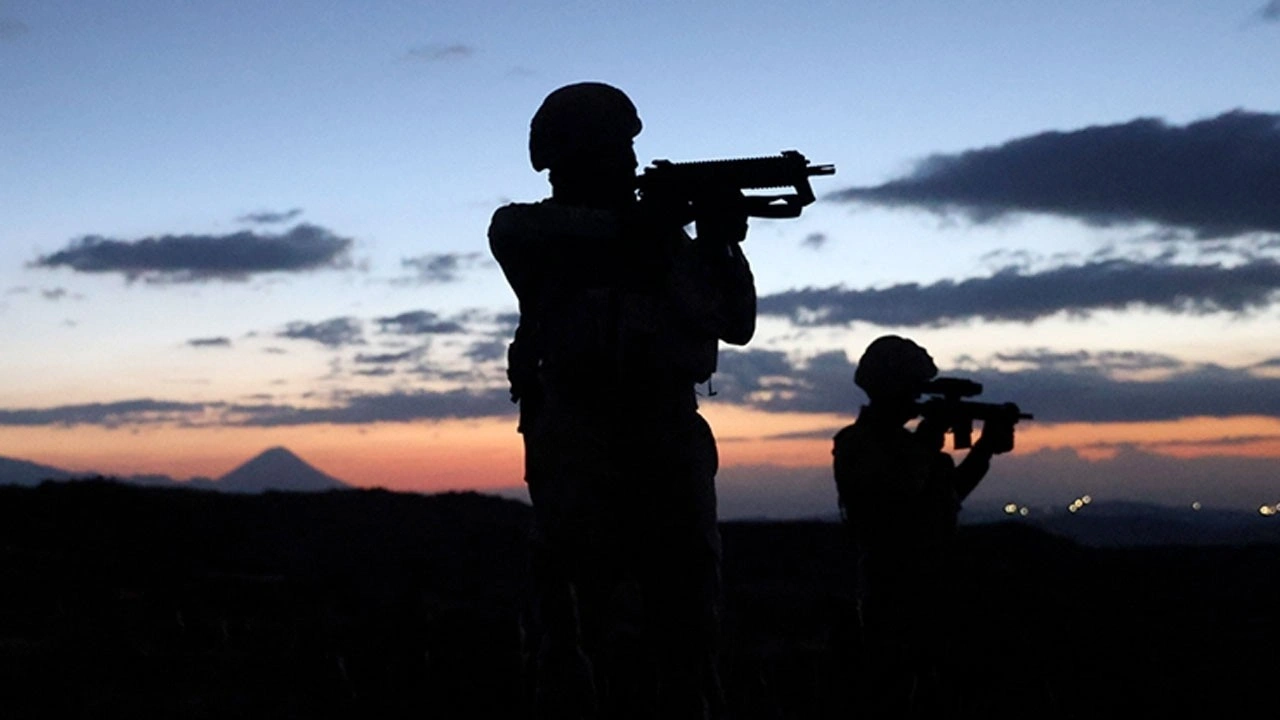 Suriye'de terör örgütü YPG'ye darbe üstüne darbe