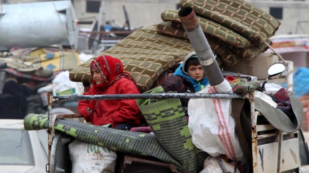 Suriye'de yeni vize ücretleri açıklandı! Türkiye'den gelenlerin ödeyeceği para şoke etti