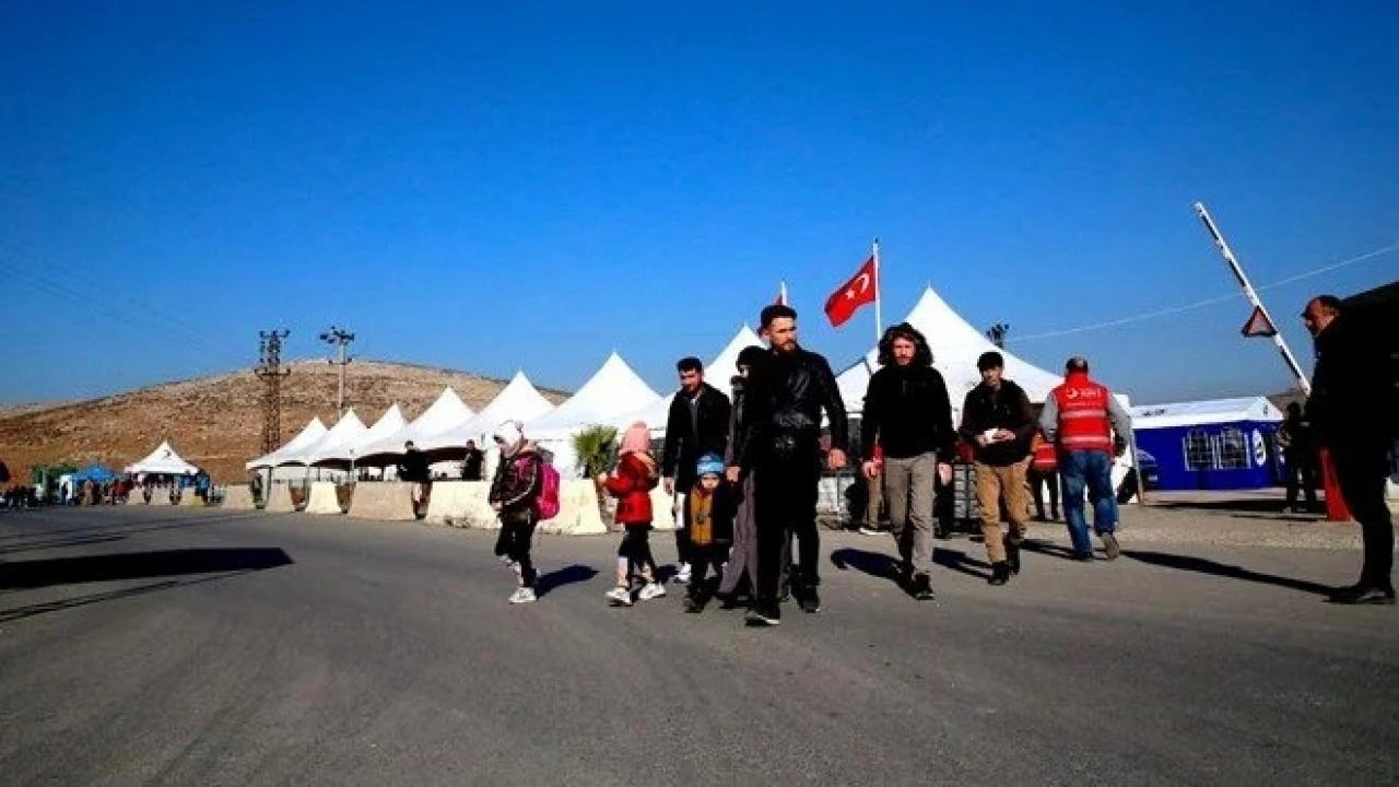 Suriyelilerin ülkelerine dönüşü: "Ekonomiye zarar vermez"!