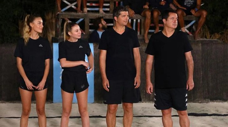 Survivor Aleyna Kalaycıoğlu'ndan nefes kesen poz! Bakan bir daha baktı