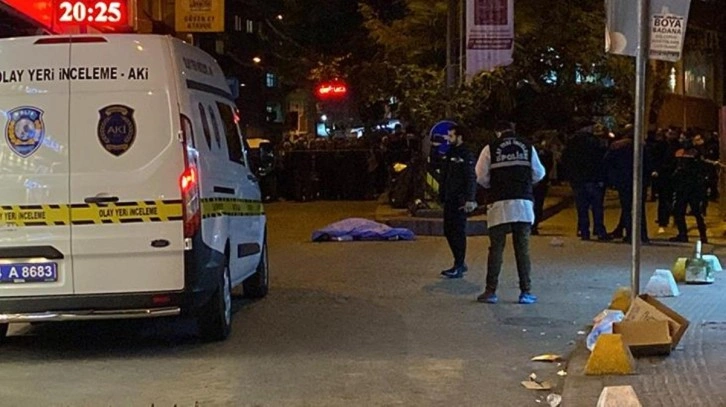 Taksim'de salep alan şahsa hasımları silahla saldırdı: 1 ölü, 1 yaralı