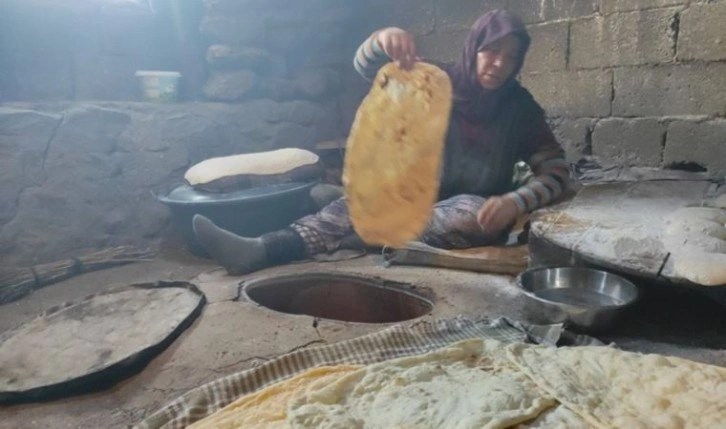 Tandırda yakılan tezek, kırsaldaki kadınların KOAH nedeni