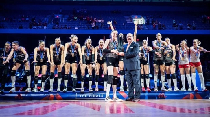 Tarih yazan A Milli Kadın Voleybol Takımı çılgın gelirin sahibi oldu