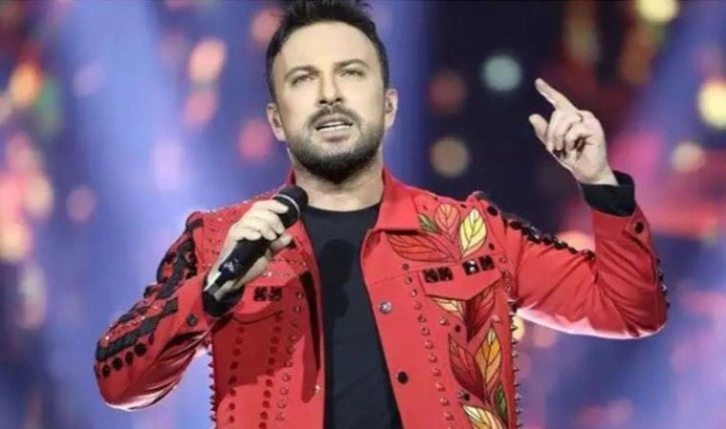 Tarkan: Ben susarım ama şarkılarım rahat durmaz