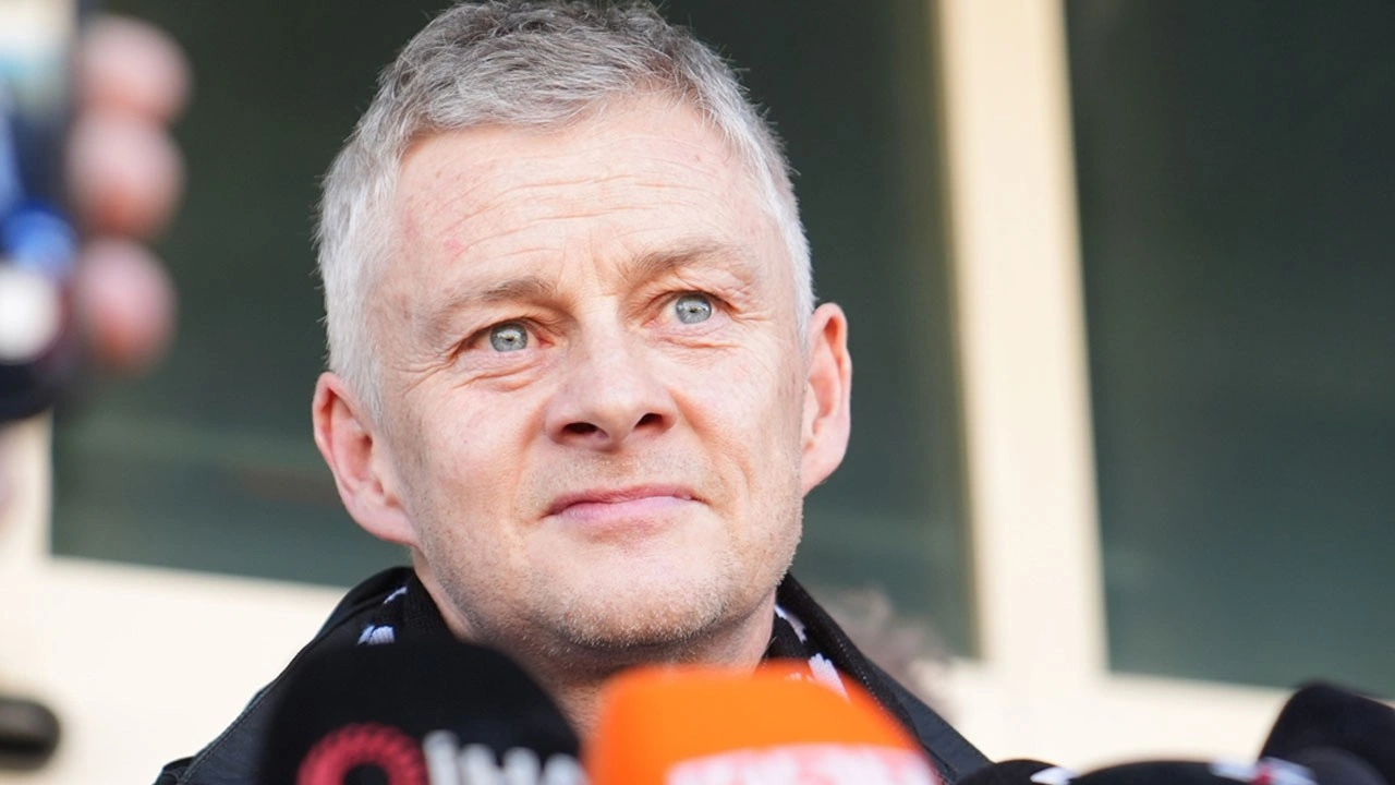 Teknik direktör Ole Gunnar Solskjaer, Beşiktaş için sağlık kontrollerinden geçti