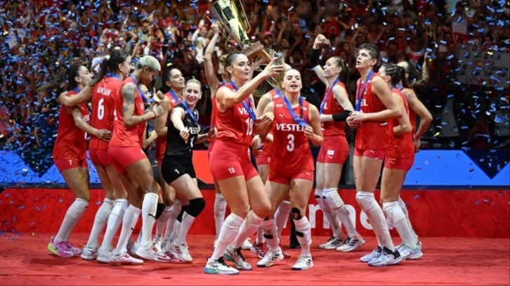 THY, A Milli Kadın Voleybol Takımı'na tatil hediye edecek